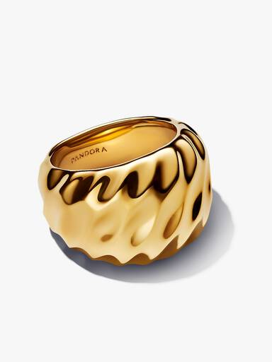 Räfflad statementring