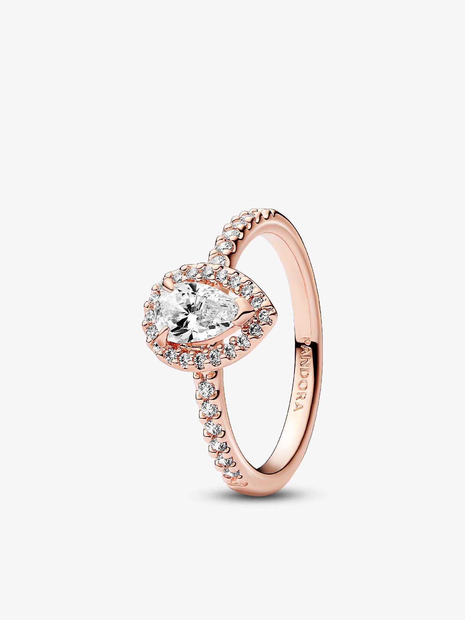 Ring med glittrande halo