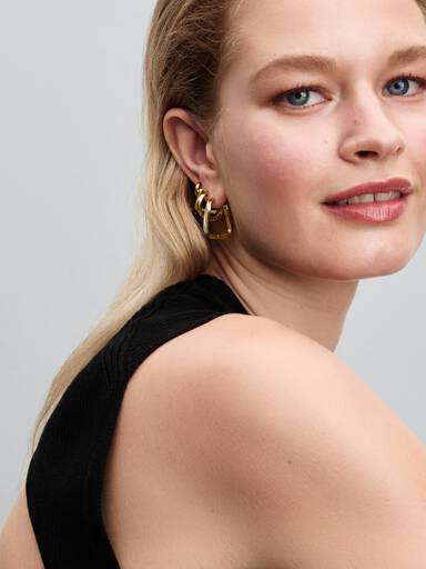 Trekantiga, stora hoops