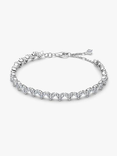 Armband med hjärta och tre stenar