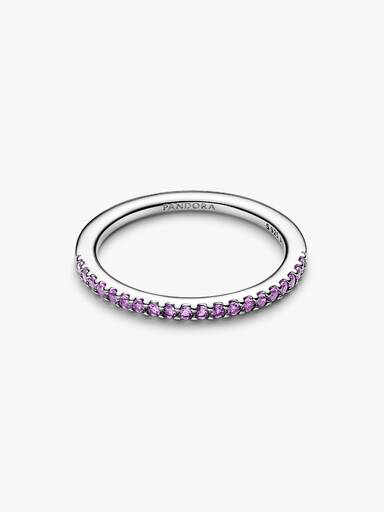 Glittrande lila halv evighetsring