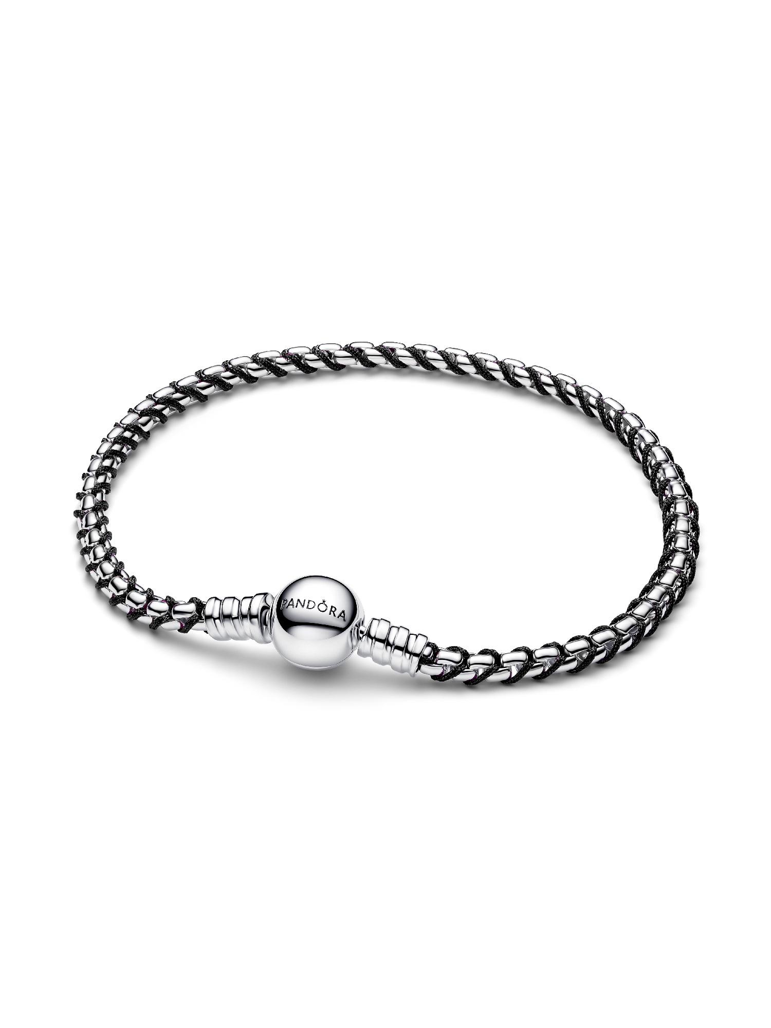Flätat armband med svart tygdetalj