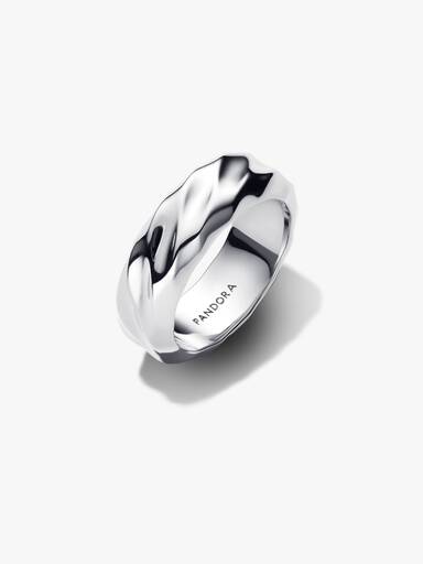 Räfflad bred bandring
