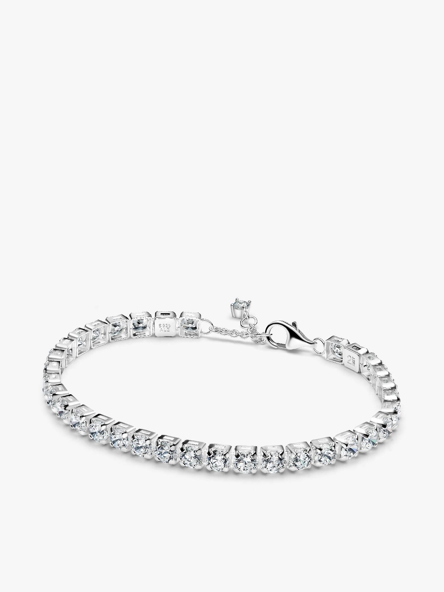 Glittrande tennisarmband
