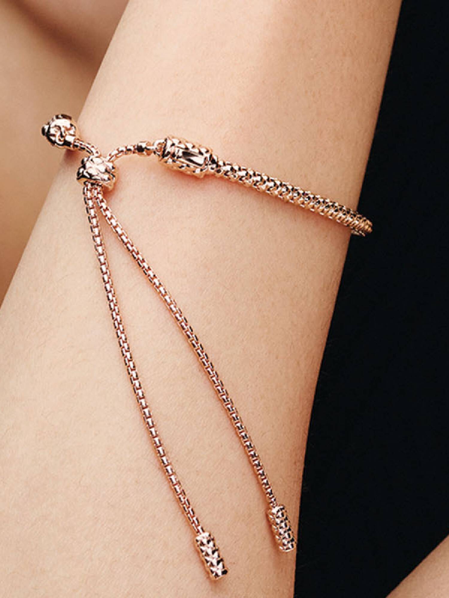 Pärlat sliderarmband