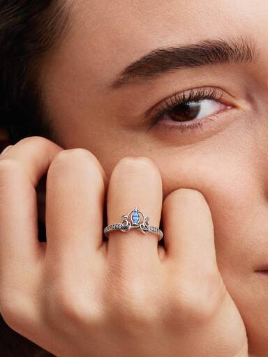 Disney-ring med Askungens vagn