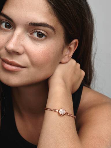 Pandora Moments glittrande Crown O-ormkedjearmband