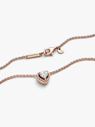 Halsband med glittrande hjärta