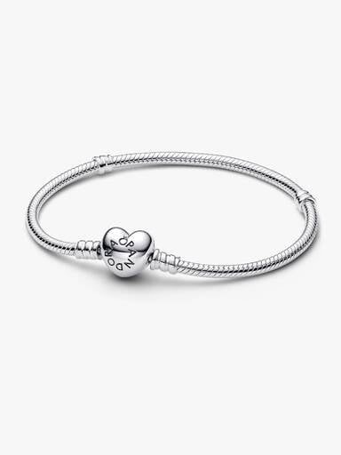 Moments ormkedjearmband med hjärtformat lås