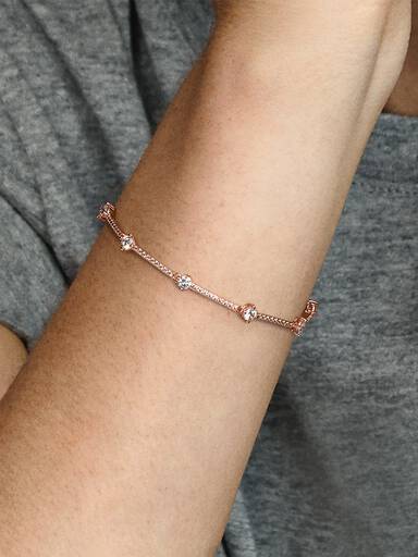Glittrande Pavé Stavar Armband