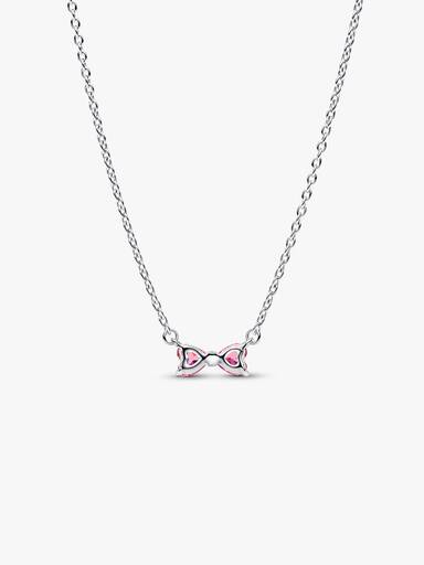 Halsband med rosetter