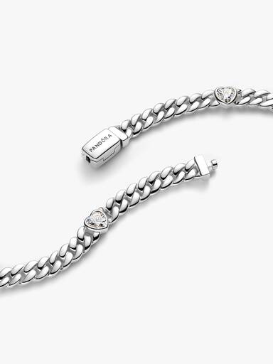 Pansarkedjearmband med hjärtformade stenar