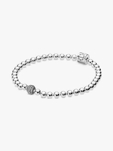 Pärlat armband med glittrande lås