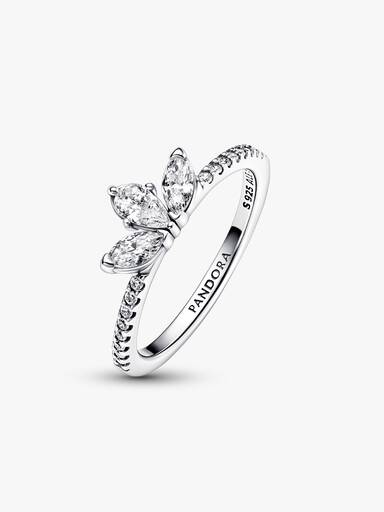 Ring med glittrande blomma