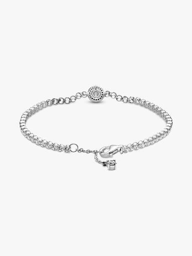 Tennisarmband med glittrande halo