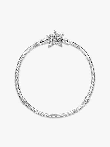 Pandora Moments ormkedjearmband med stjärnformat lås