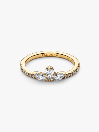 Ring med glittrande blomma