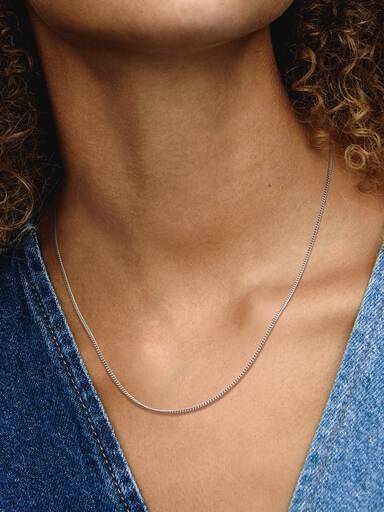 Pansarkedja halsband