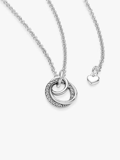 Halsband med rund hängberlock