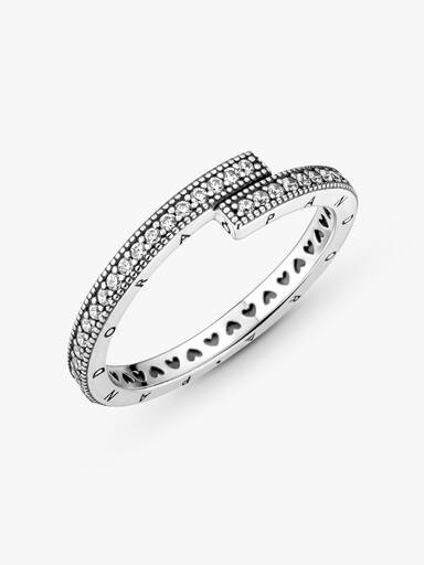 Gnistrande överlappande ring