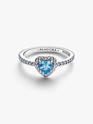 Ring med upphöjt lila hjärta