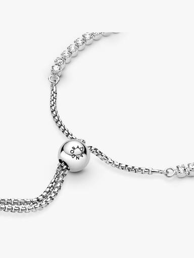 Glittrande tennisarmband
