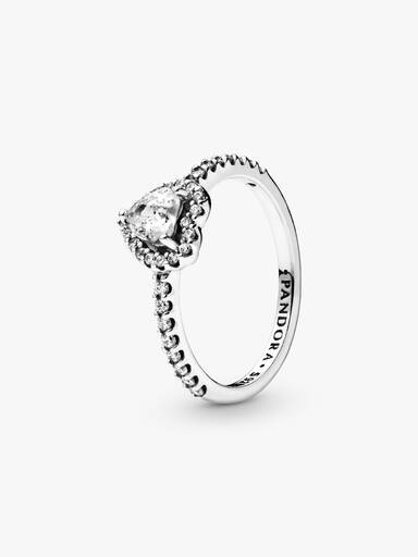 Ring med upphöjt hjärta