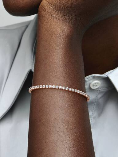 Gnistrande tennisarmband