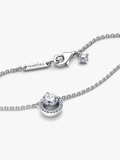 Collierhalsband med glittrande runt hänge