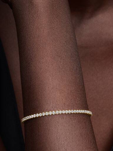 Gnistrande tennisarmband