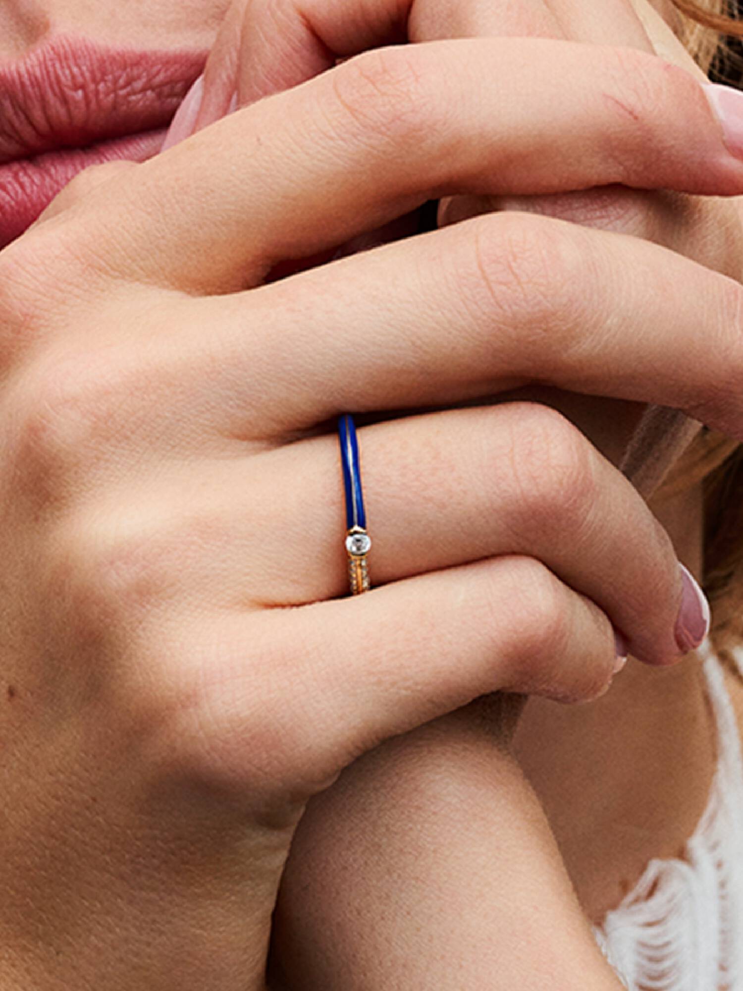 Dubbel Pandora ME-ring med blå sten
