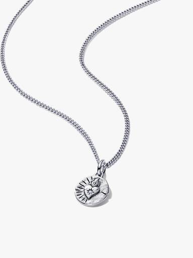 Halsbandset med hjärta medaljongberlocker