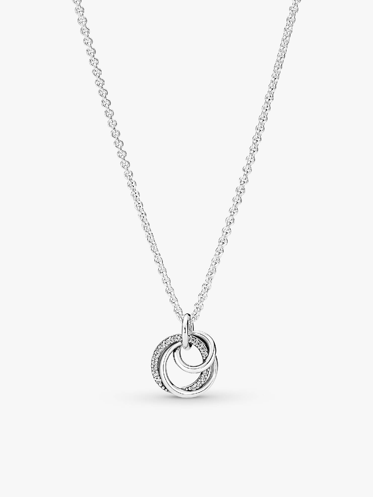 Halsband med rund hängberlock