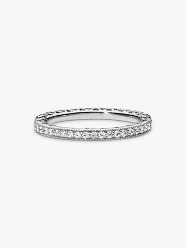 Ring med glitter och hjärtan