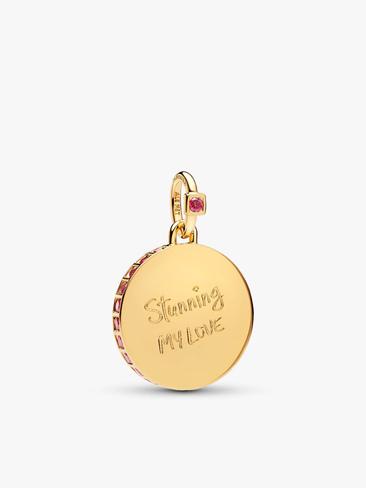 

Pat McGrath The Mother of Beauty medaljong
