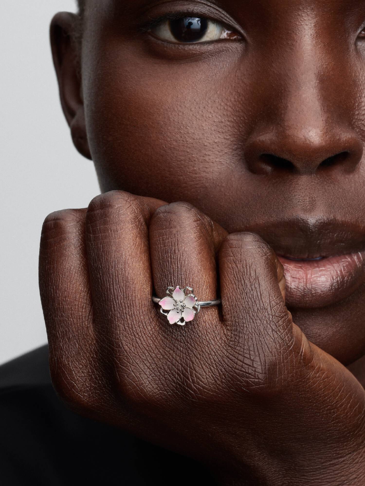 Ring med körsbärsblommor 