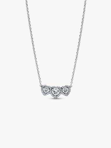 Collierhalsband med tre hjärtformade stenar