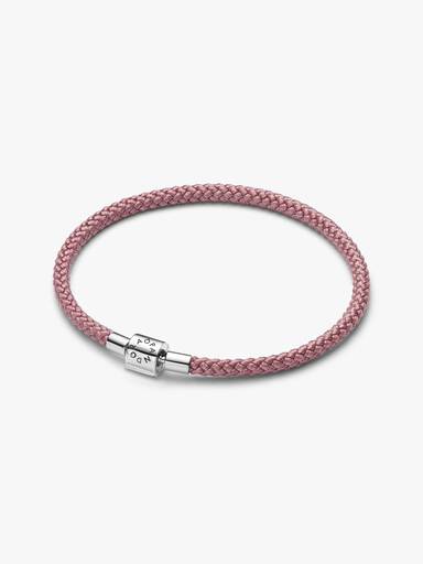 Skimrande rosa textilarmband