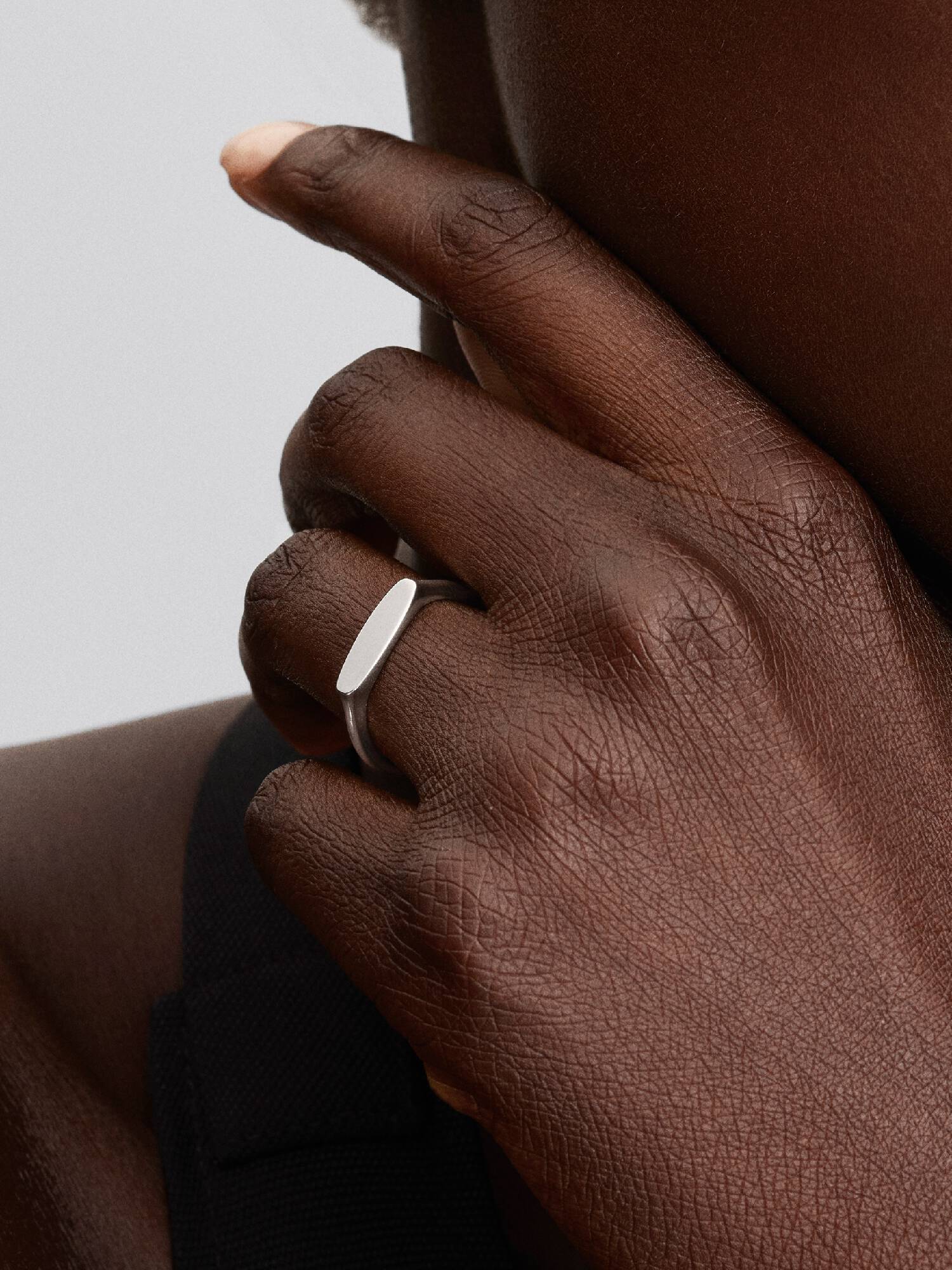 Graverbar ring