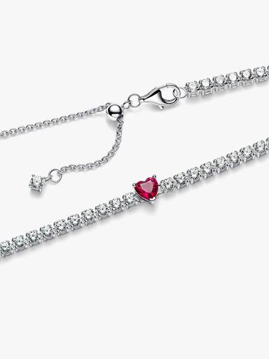 Chokerhalsband med hjärtformad halo