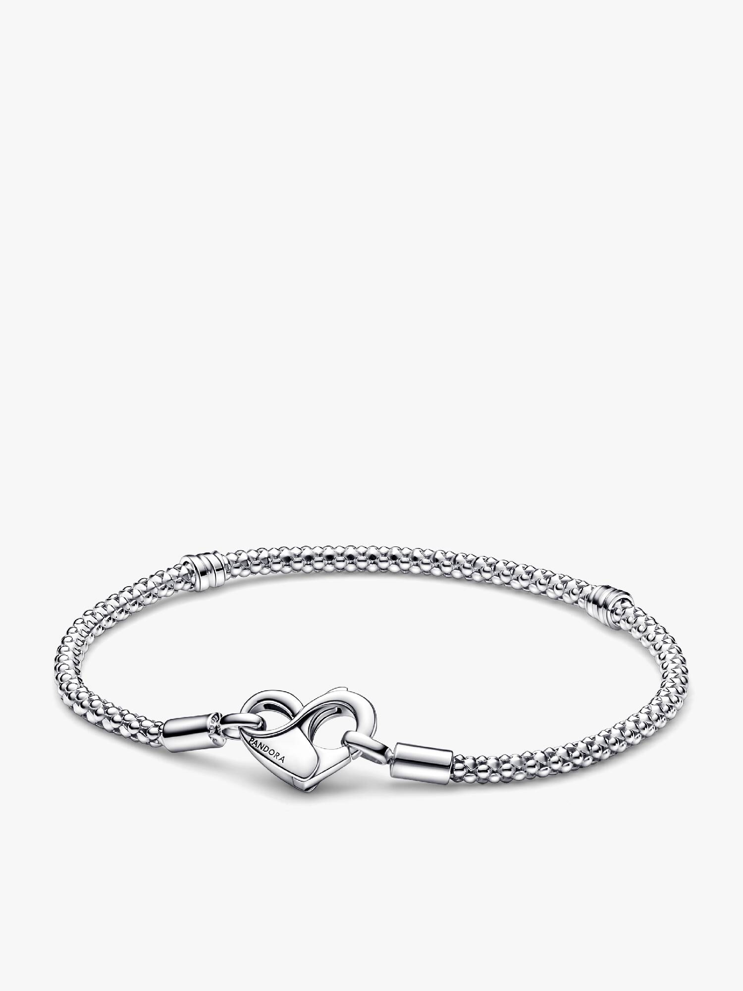 Strukturerat armband från Pandora Moments-kollektionen