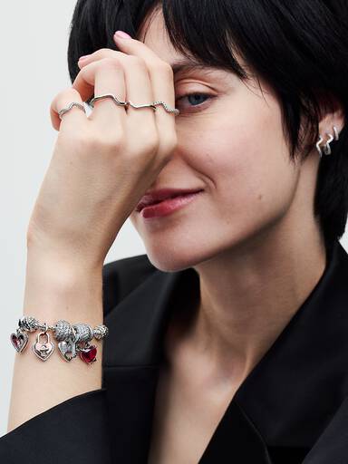 Strukturerat armband från Pandora Moments-kollektionen