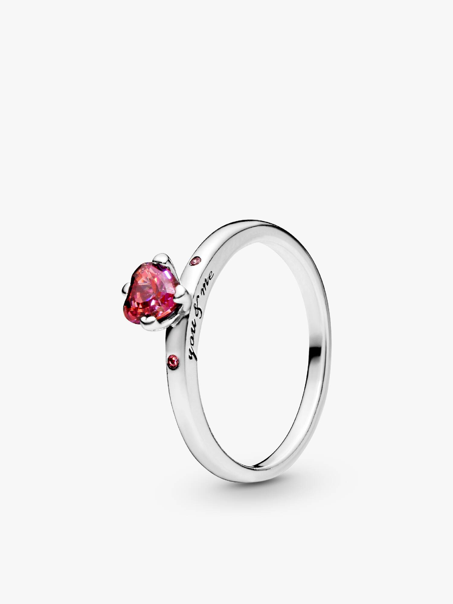 Glittrande Rött Hjärta Ring
