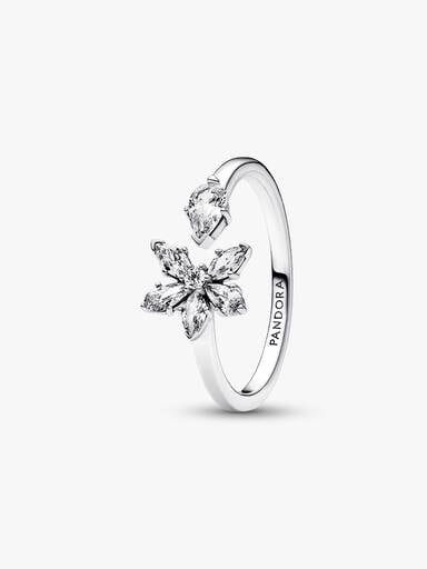 Glittrande naturinspirerad ring med stenar