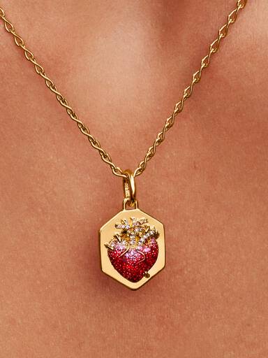 Pat McGrath The Beating Heart hängberlock