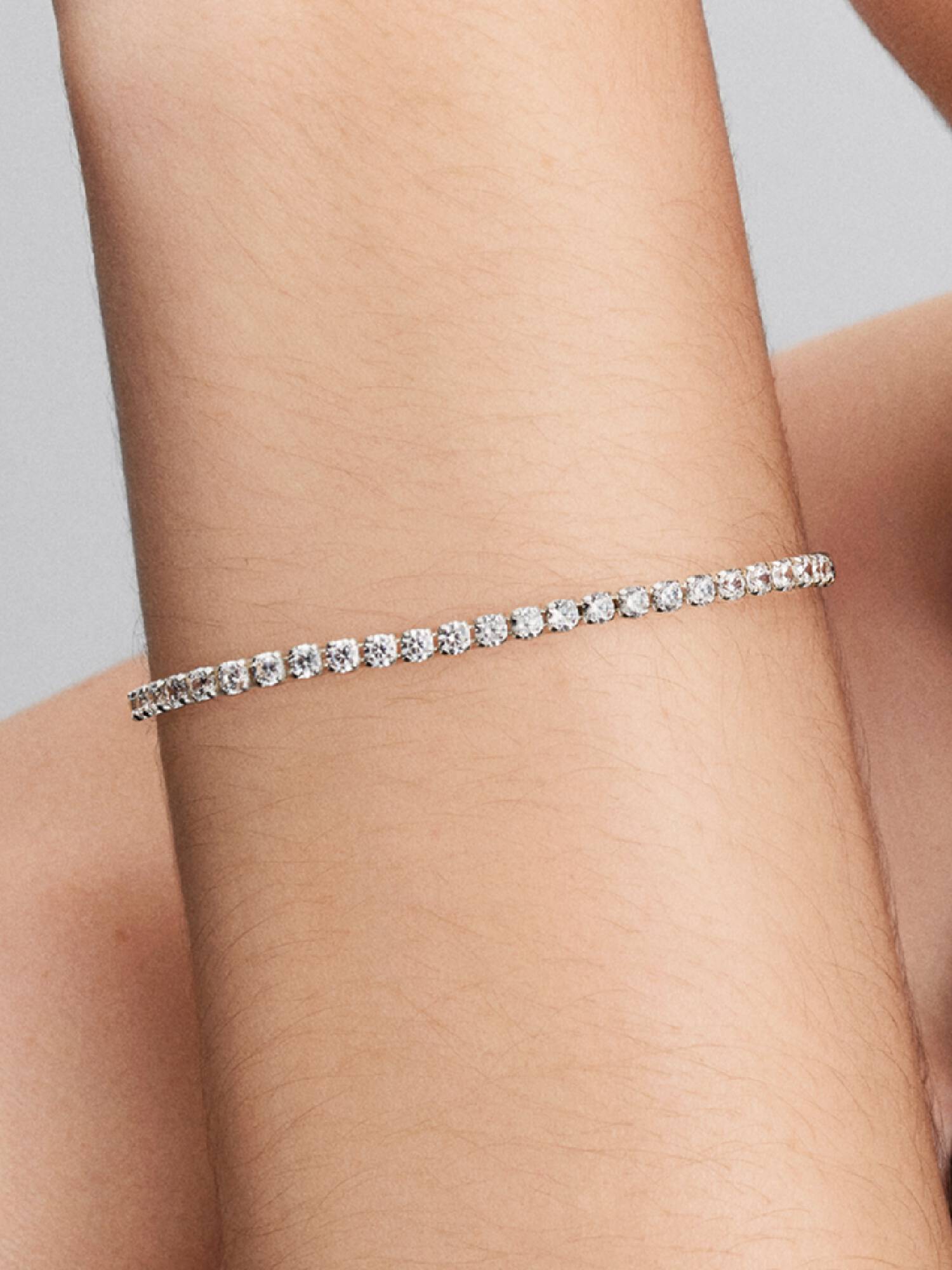 Gnistrande tennisarmband
