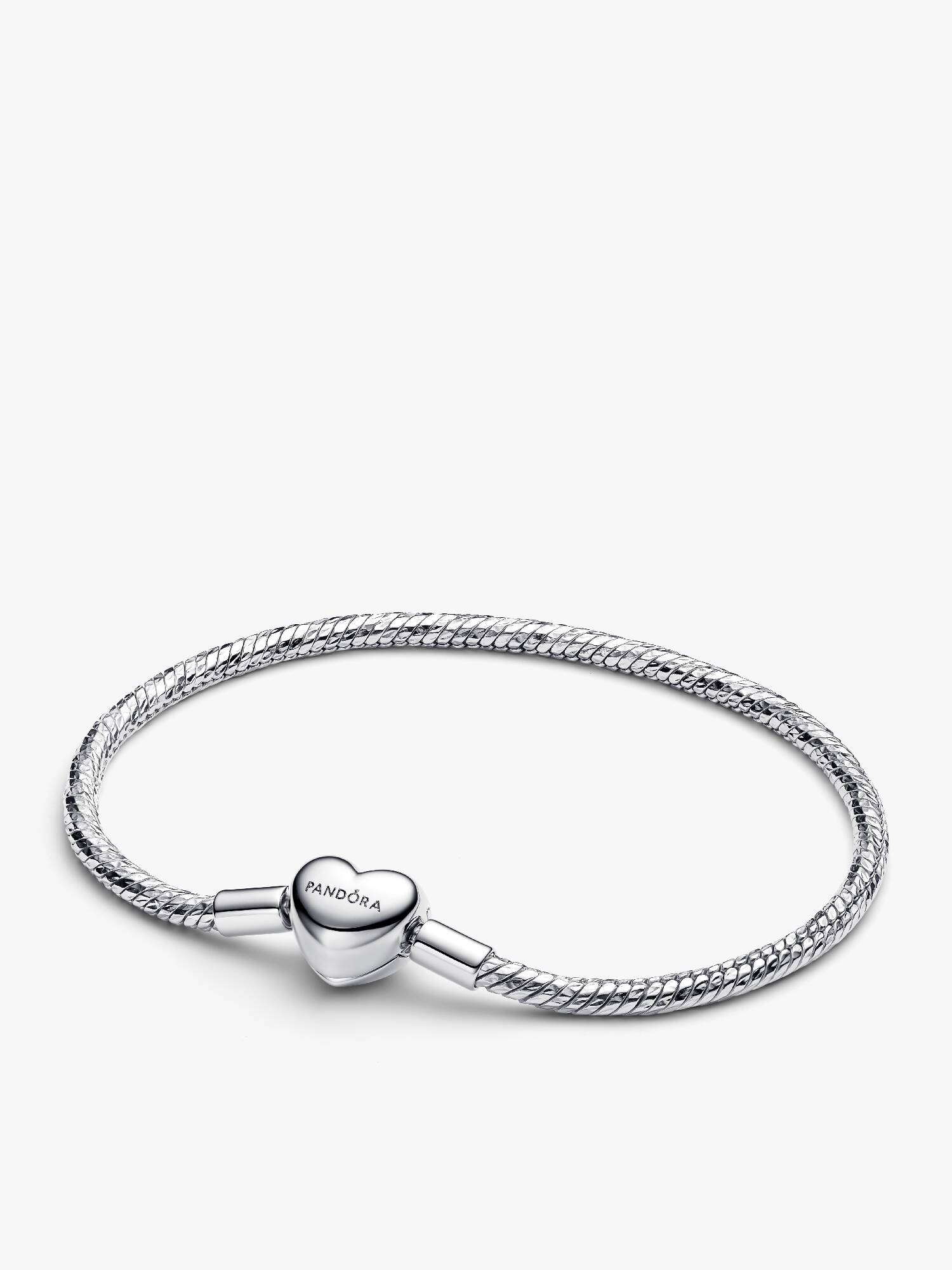 Facetterat ormkedjearmband med hjärtlås
