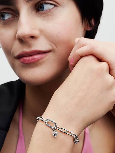 Pandora ME-kollektionens minihängberlock med hjärta och nyckelhål