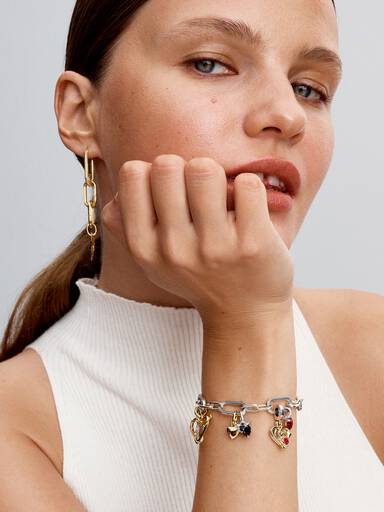 Pandora ME Chakra Heart, liten hängberlock