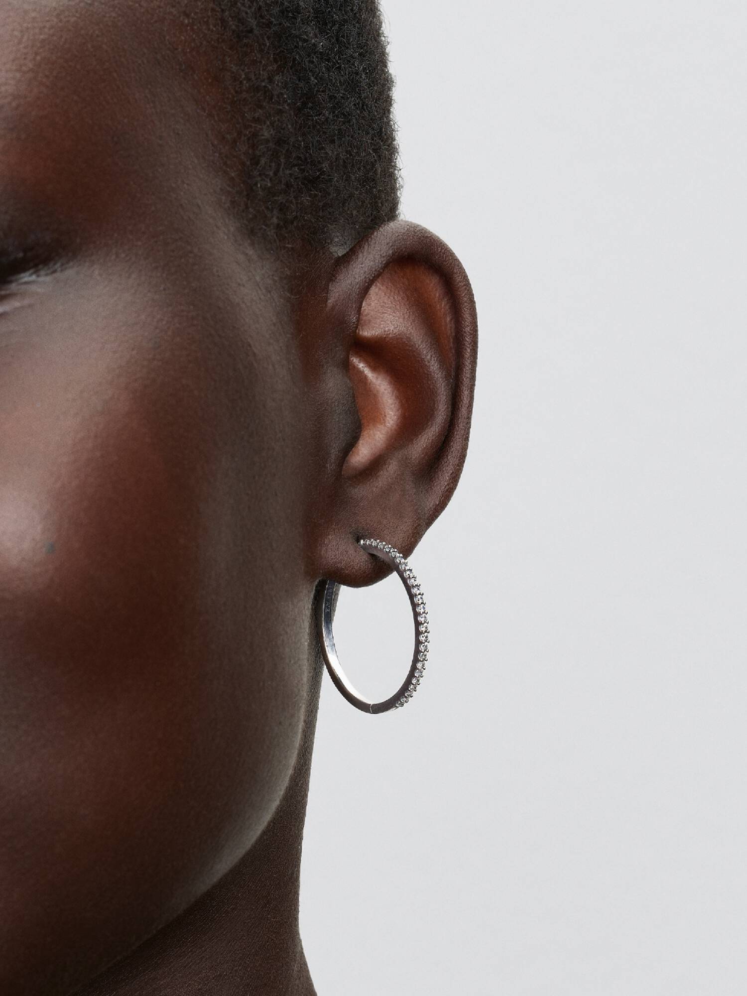 Glittrande hoops